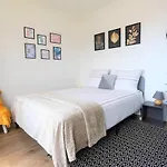 Secteur Gare Avec Balcon Et Vue Panoramique Apartman Chambéry